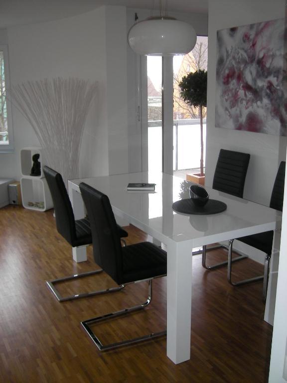 Appartement Am Salamanderpark Корнвестхайм Екстериор снимка